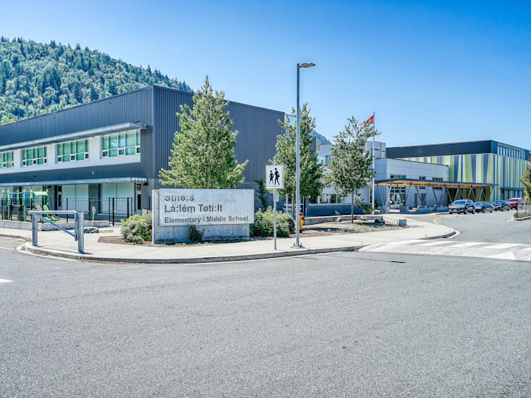 44763 Anglers Boulevard, Chilliwack, BC, V2R 0X7 - 43