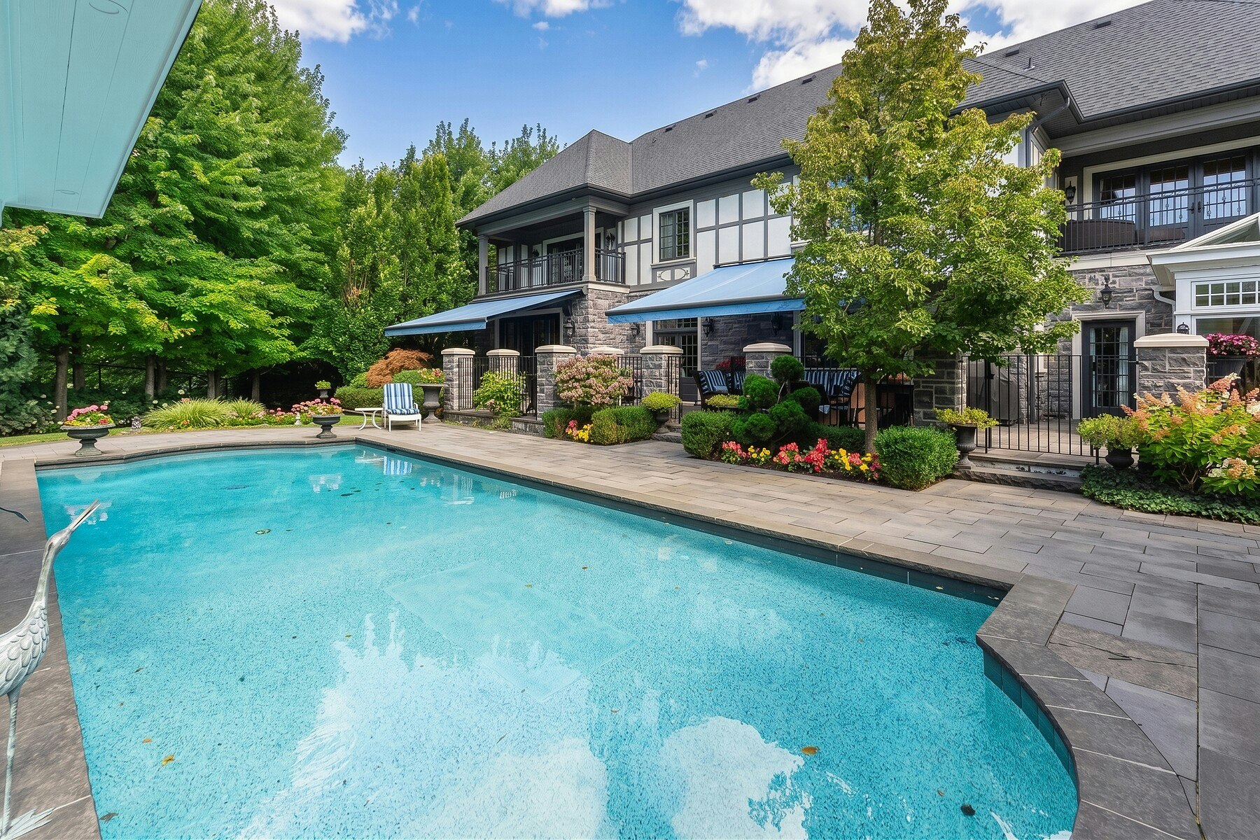 8 Swansdown Drive, Toronto, ON, M2L 2N1 - 42