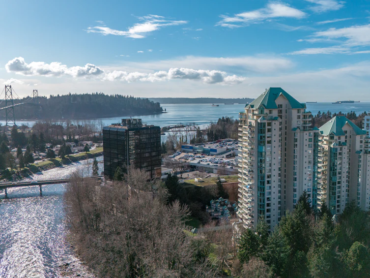 15B-338 Taylor Way, West Vancouver, BC, V7T 2Y1