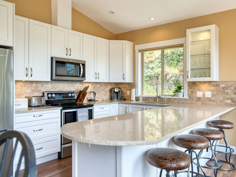 10993 Sunshine Coast 10991 Highway, Pender Harbour Egmont, BC, V7Z 1B8 - 20