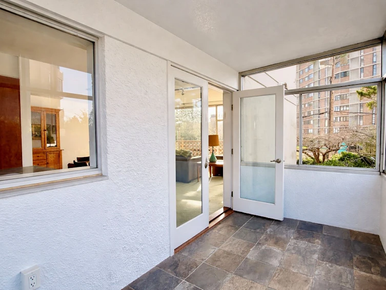 105-2135 Argyle Avenue, West Vancouver, BC, V7V 1A5 - 19