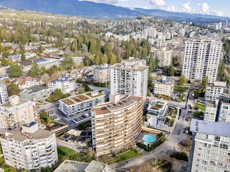105-2135 Argyle Avenue, West Vancouver, BC, V7V 1A5 - 31