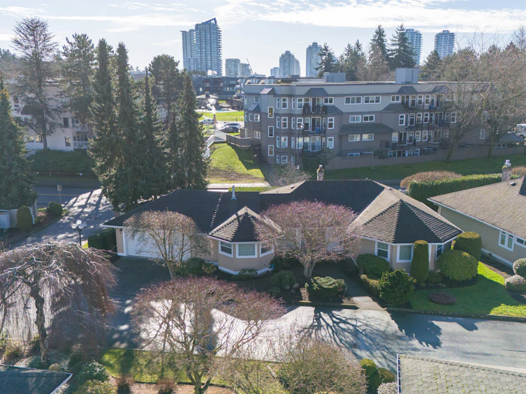 101-15121 19 Avenue, Surrey, BC, V4A 8J3