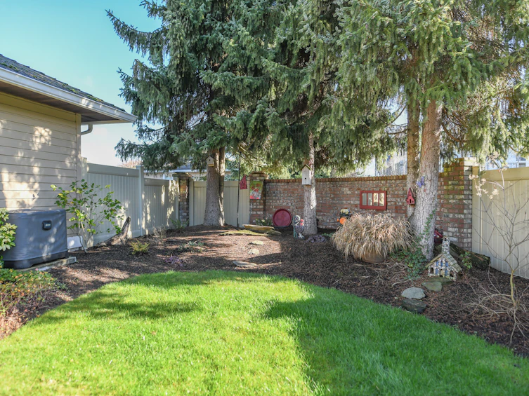 101-15121 19 Avenue, Surrey, BC, V4A 8J3 - 32
