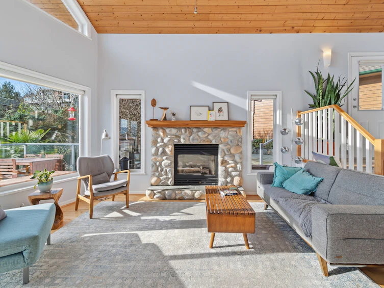 481 Central Avenue, Gibsons, BC, V0N 1V1 - 9