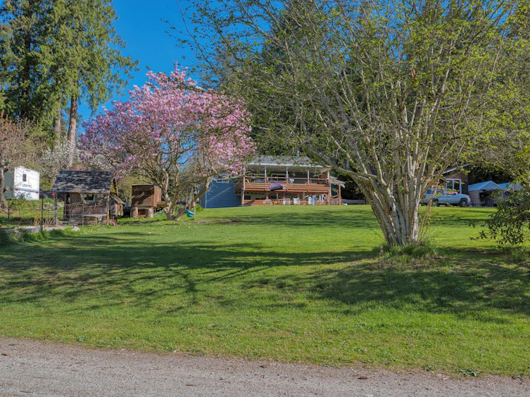 1106 A B Gladwin Trail Road, Roberts Creek, BC, V0N 2W4 - 6