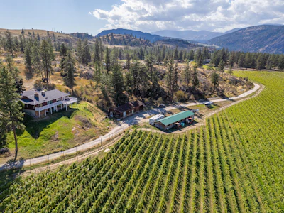 1580 Chapman Road - 2