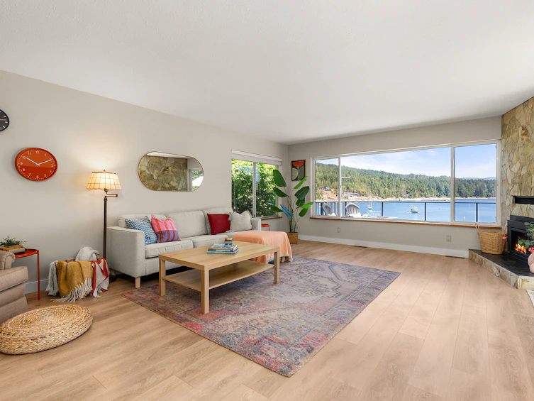 7653 Redrooffs Road, Halfmoon Bay, BC, V7Z 1C4 - 9