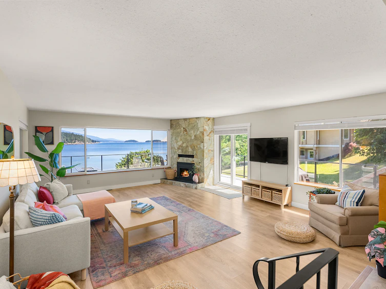 7653 Redrooffs Road, Halfmoon Bay, BC, V7Z 1C4 - 8