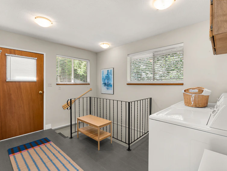 7653 Redrooffs Road, Halfmoon Bay, BC, V7Z 1C4 - 22