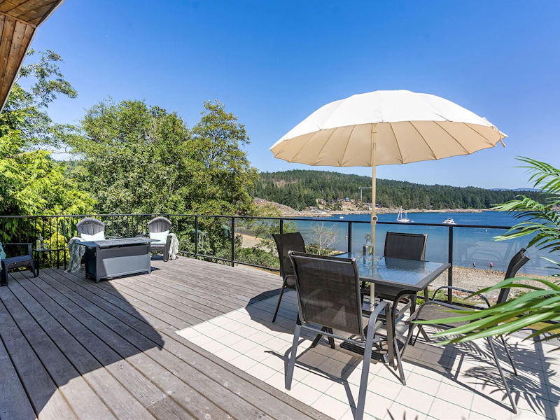 7653 Redrooffs Road, Secret Cove BC