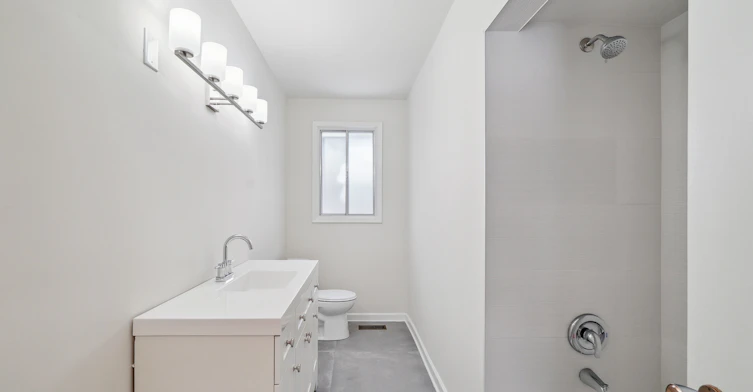 201 Fenn Avenue, Toronto, ON, M2P 1Y1 - 15