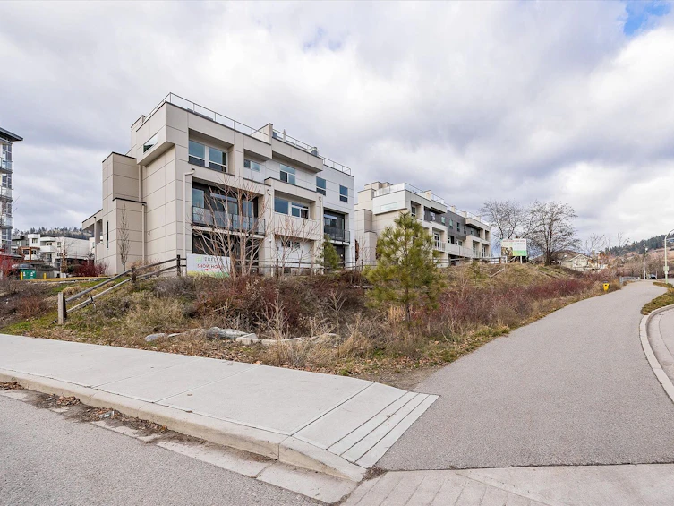 720 Valley 48 Road, Kelowna, BC, V1V 0E1 - 50