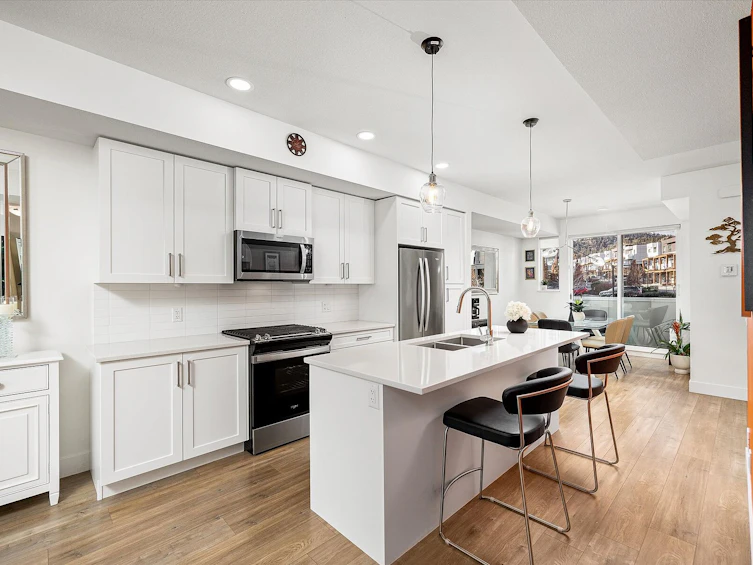720 Valley 48 Road, Kelowna, BC, V1V 0E1 - 8