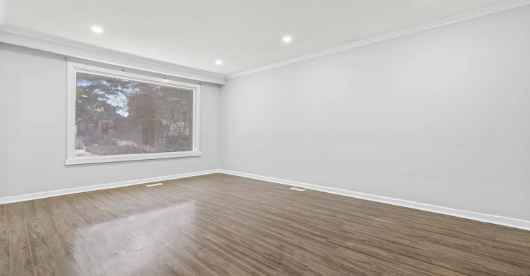 upper-957 Beechwood Avenue, Mississauga, ON, L5G 4E3 - 7