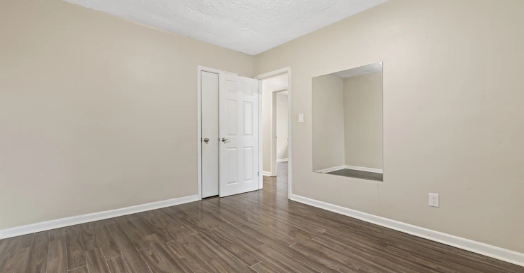 upper-957 Beechwood Avenue, Mississauga, ON, L5G 4E3 - 13