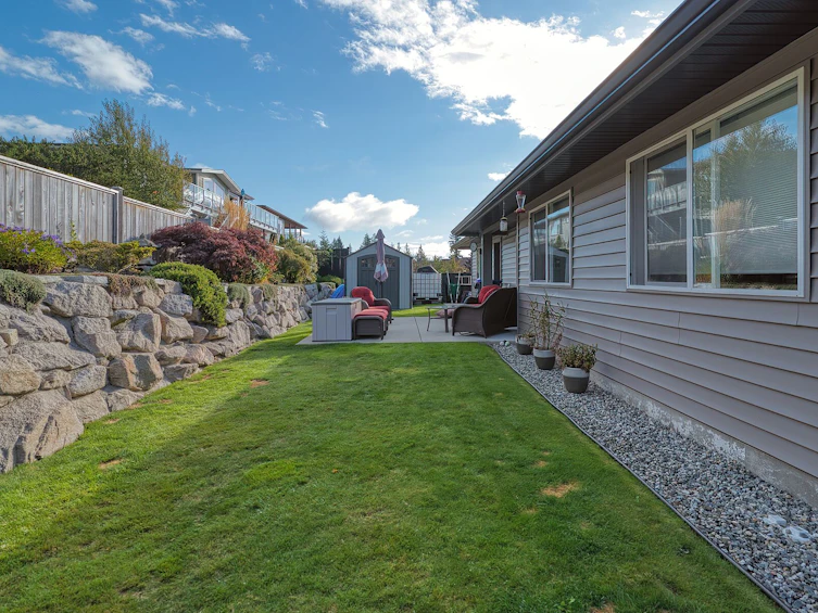 6252 Oracle Road, Sechelt, BC, V7Z 0N7 - 14
