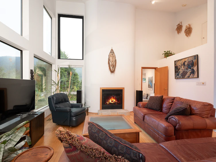 1605 Lockehaven Road, North Vancouver, BC, V7G 2H3 - 3