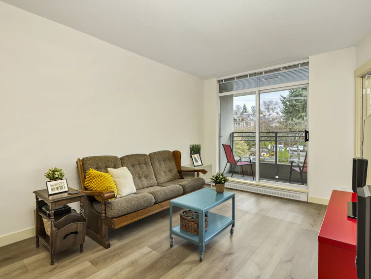 413-2520 Manitoba Street, Vancouver, BC, V5Y 3A6 - 4