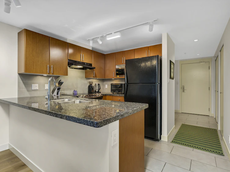 413-2520 Manitoba Street, Vancouver, BC, V5Y 3A6 - 11