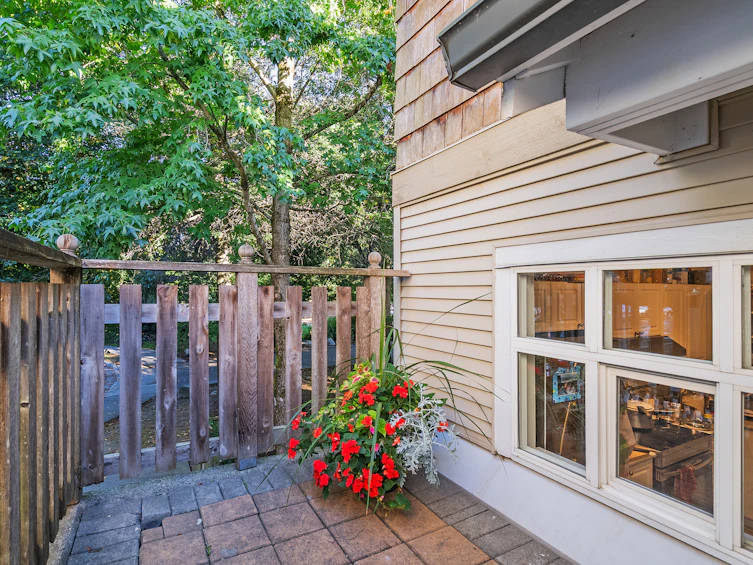 1-8581 Jellicoe Street, Vancouver, BC, V5S 4T5 - 7