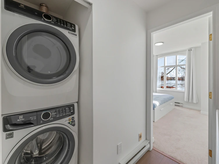 1-8581 Jellicoe Street, Vancouver, BC, V5S 4T5 - 24