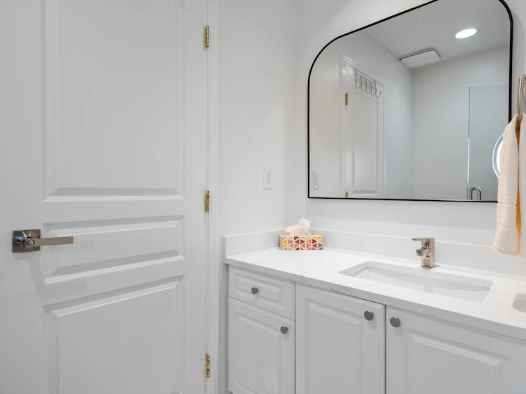 1-8581 Jellicoe Street, Vancouver, BC, V5S 4T5 - 29