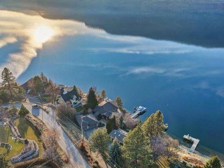 2100 Dewdney Road, Kelowna, BC, V1V 2C3 - 75
