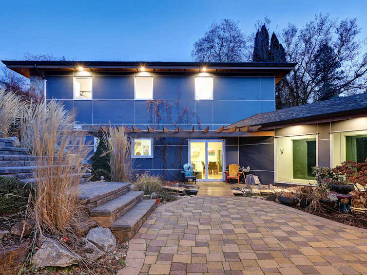 2100 Dewdney Road, Kelowna, BC, V1V 2C3 - 69