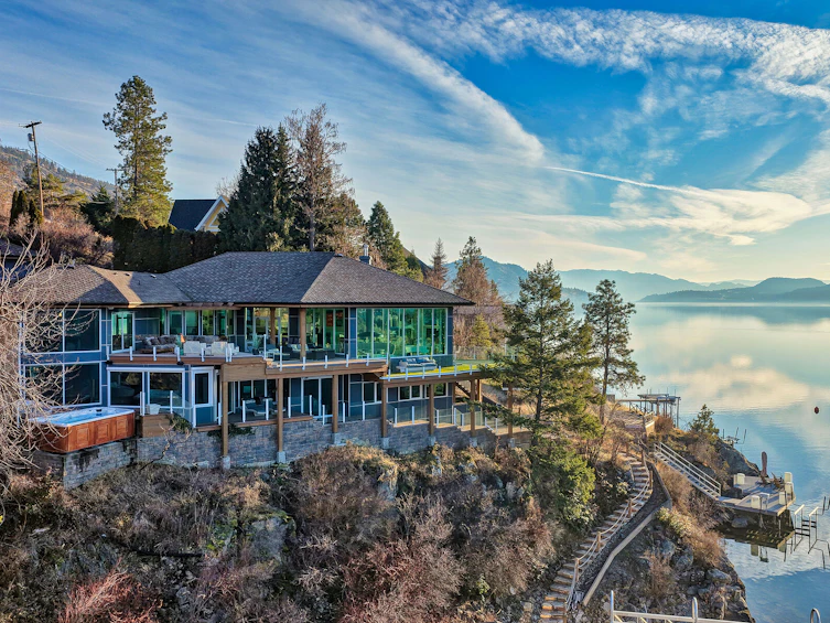 2100 Dewdney Road, Kelowna, BC, V1V 2C3 - 67
