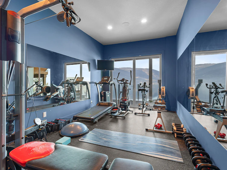 2100 Dewdney Road, Kelowna, BC, V1V 2C3 - 43