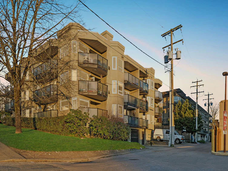 305-175 W 4th Street, North Vancouver, BC, V7M 1H6 - 8