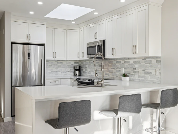 305-175 W 4th Street, North Vancouver, BC, V7M 1H6 - 9