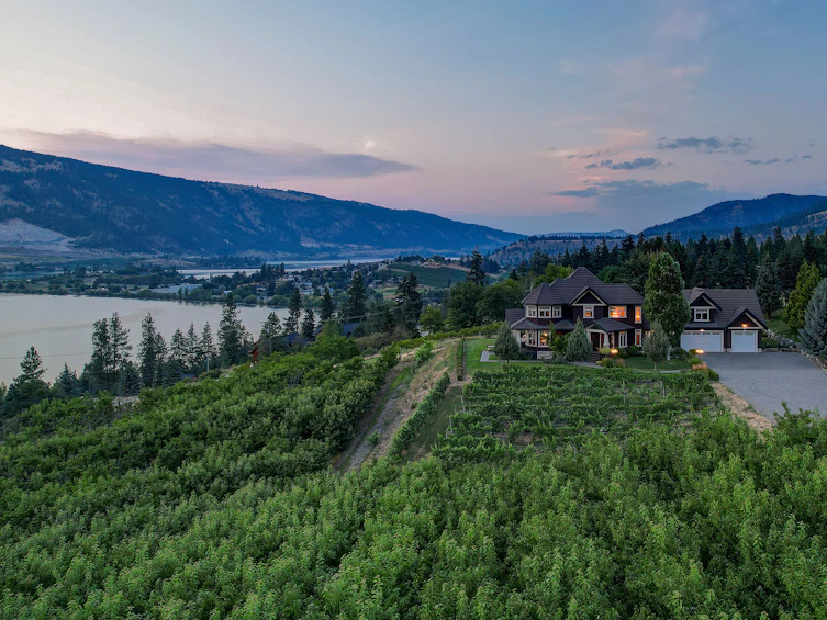 14911 Oyama Road, Lake Country, BC, V4V 2C6