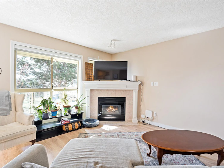 408-1025 Meares Street, Victoria, BC, V8V 3J7 - 2