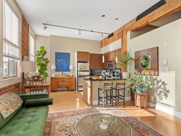 204-610 Johnson Street, Victoria, BC, V8W 1M4 - 9