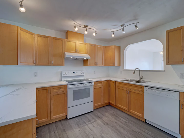 5683 Emily Way, Sechelt, BC, V7Z 0N5 - 18