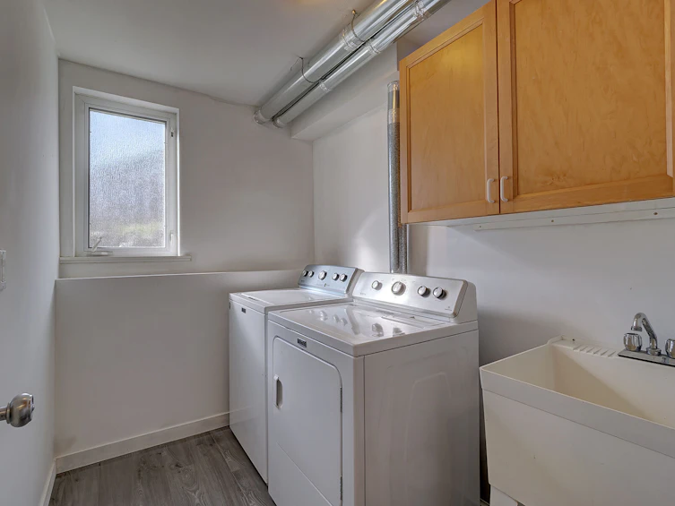 5683 Emily Way, Sechelt, BC, V7Z 0N5 - 24
