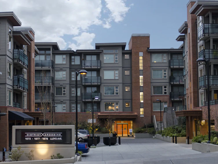 507-1677 Lloyd Avenue, North Vancouver, BC, V7P 0B1 - 4
