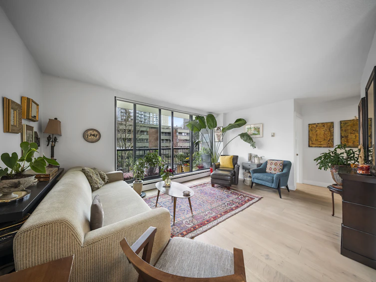 301-1330 Harwood Street, Vancouver, BC, V6E 1S8