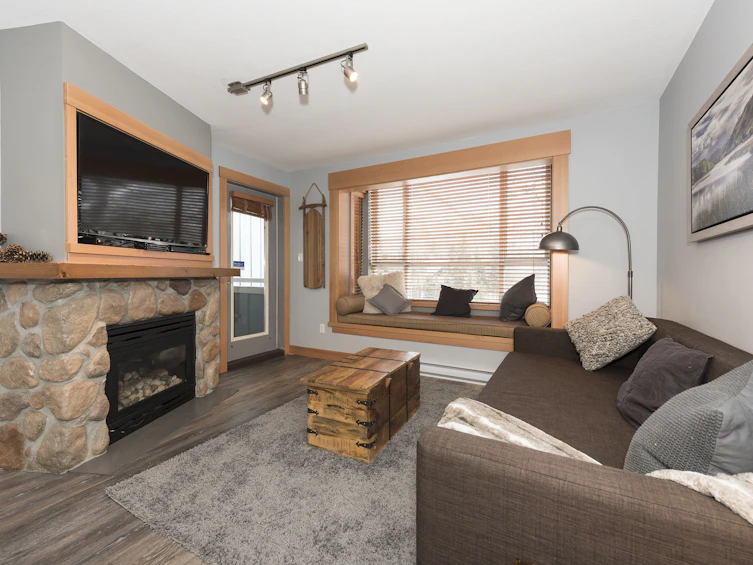 433-4314 Main Street, Whistler, BC, V8E 1A8