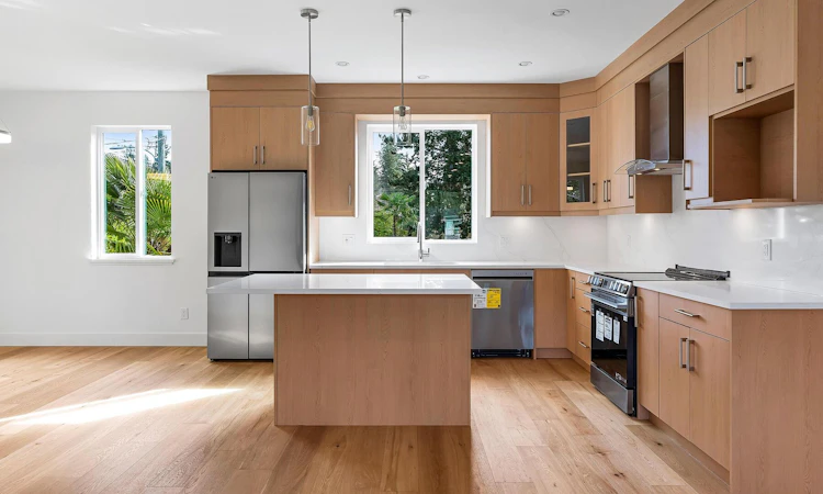 1-1559 Ash Road