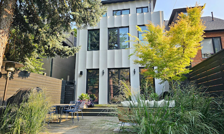 122 Macpherson Avenue