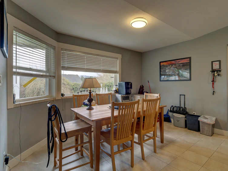 5641 Nickerson Road, Sechelt, BC, V7Z 0M6 - 13
