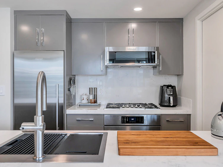 2007-918 Cooperage Way, Vancouver, BC, V6B 0A7 - 4