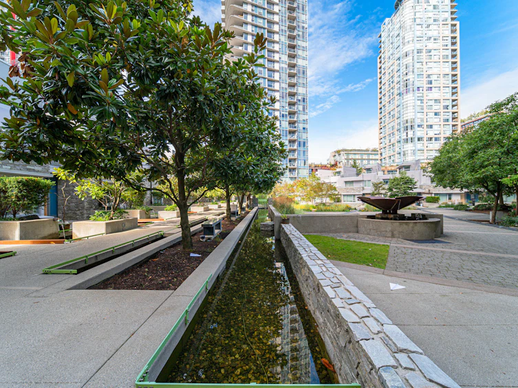 301-689 Abbott Street, Vancouver, BC, V6B 0J2 - 23