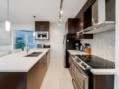 301-689 Abbott Street - 2