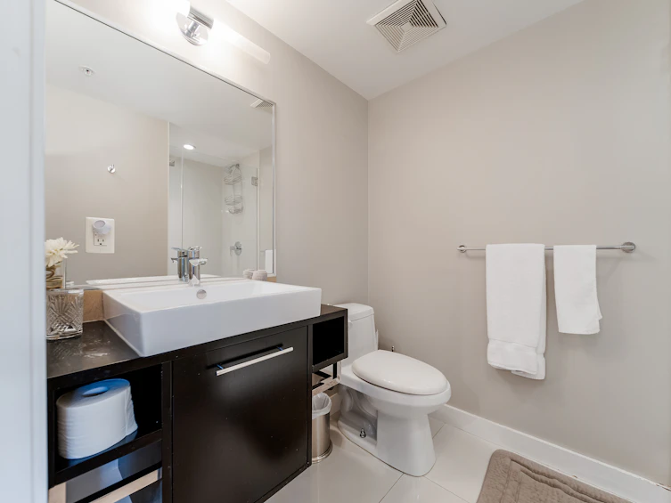 301-689 Abbott Street, Vancouver, BC, V6B 0J2 - 16
