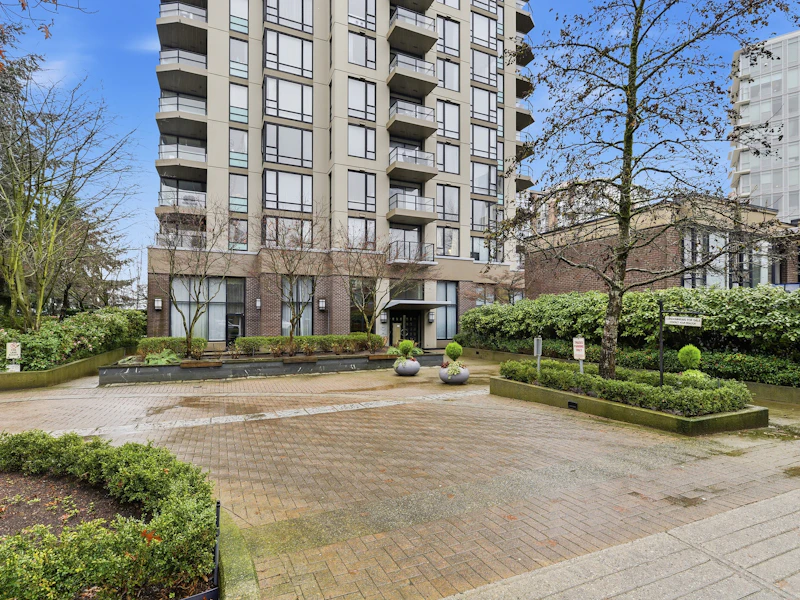 1102 - 151 W 2nd Street, North Vancouver BC V7M 3P1