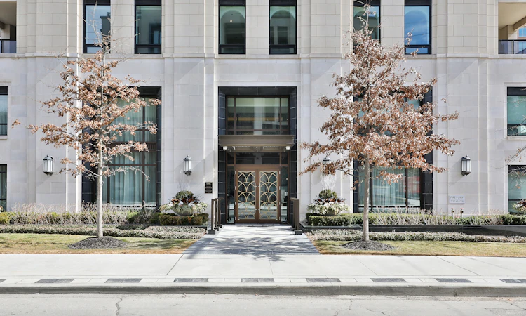 1 Forest Hill 401 Road